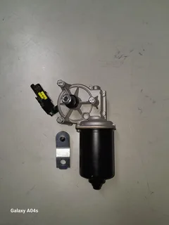 Renault & Nissan Np200 Wiper Motor For Sale