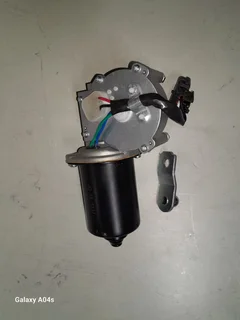 RENAULT &amp; NISSAN NP200 WIPER MOTOR FOR SALE