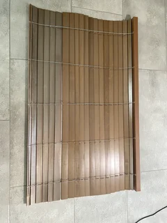 Custom size wooden Venetian blinds
