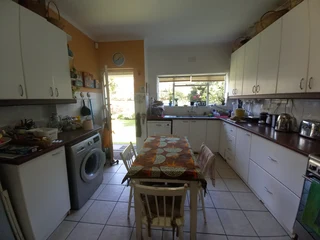 Accommodation to let (house share) in MILNERTON Central