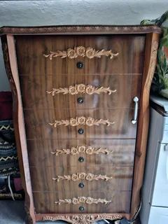 6 piece bedroom suite