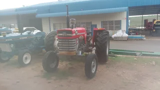 Massey Ferguson 188 Tractor For Sale! Strong machine, ready to work.
