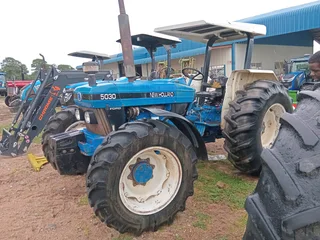 New  Holland 5030 Tractor For Sale! 4×4, Excellent Condition.