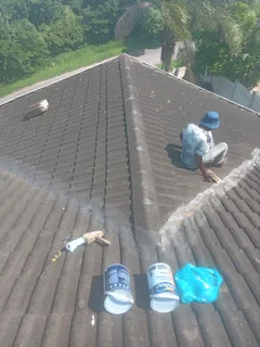 ROOFING SERVICES.