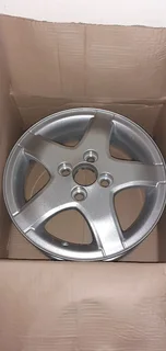 Smart For Four brand new rims &#43;27 78 650 0005