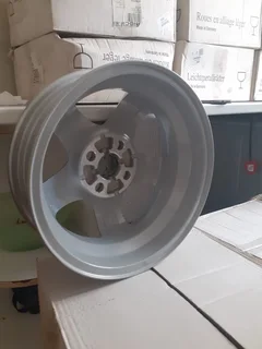 Mazda Rustler quality brand new size 14 rims &#43;27 78 650 0005