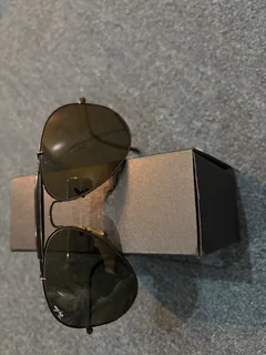 RayBan Aviators Polarised Sunglasses