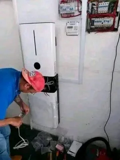 Professional Solar intergrations with inverter and battery setups.