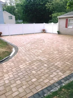 PAVING R60 per sq labour 0813664446