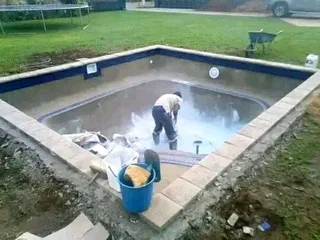 POOL COPING Labour Only 0813664446