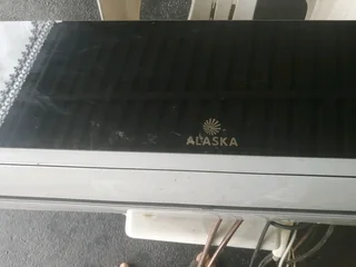 12000btu Alaska mirror finish aircon in good working condition