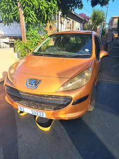 2008 Peugeot 207 1.4 8V 2 door Manual stripping complete car for spares