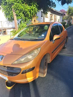 2008 Peugeot 207 1.4 8V 2 door Manual stripping complete car for spares