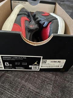 Sneakers - Ad posted by Ashlin Damons