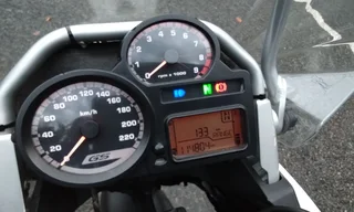 2007 BMW R1200GS Adventure. Need some little TLC.   Engine and gear box 100%.    NO SERVO brake