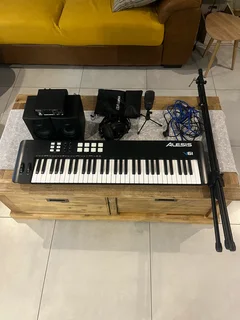 MusicProductionSet Presonus Headphones,Audiobox, Mic (with Tripod And Stand) And Alesis V61 Keybrd