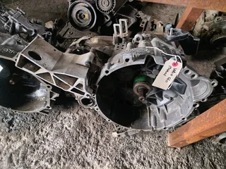 Volvo s60 manual gearbox Whatsapp me today 0615350116