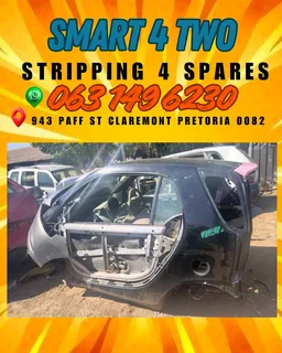 Smart 4 two stripping for spares Call or WhatsApp me 0636348112