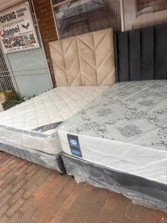 Queen size foam beds
