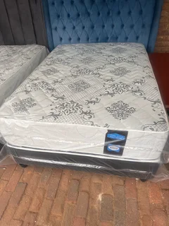 Double size foam beds