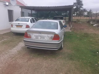 2000 BMW 3 Series Sedan