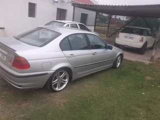 2000 BMW 3 Series Sedan
