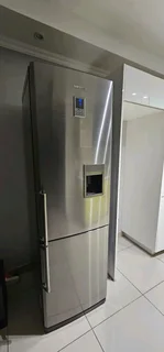 Fridge-Freezer Regassing Onsite