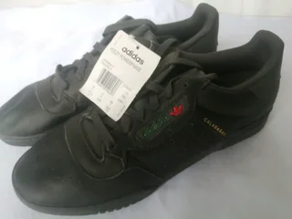 Adidas Yeesy Calabasas "core Black" Sneakers