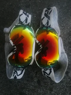 Nenki Sports Goggles (both for R300)