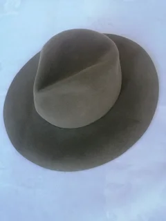 Albertus Swanepoel New York Designer Hat