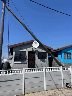 House for sale in Mfuleni ext6