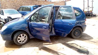 Renault Scenic 2001 Spare parts for sale