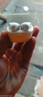 Very Urgent Sale - Huawei Freebuds Se 2 - R500 Cash.