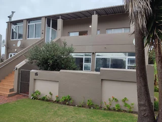 Two bedroom Apartment in C-place