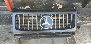 Mercedes-Benz w463,G63,G400,G500 grill