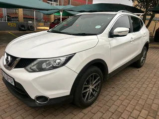 2014 Nissan qashqai+2 for sale