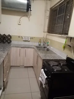 SPACIOUS ROOM IN PMB CENTRAL