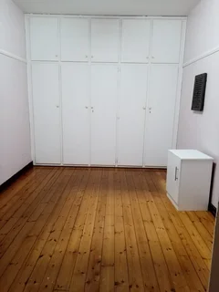 SPACIOUS ROOM IN PMB CENTRAL