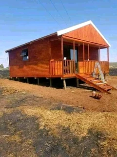 We sale big log 2 bedroom