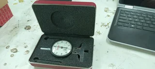 Starred dial depth gauge 644JZ