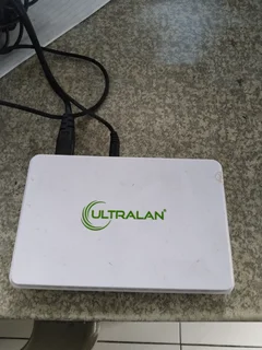 22inch Lcd Montinor &amp; UPS (ultralan)