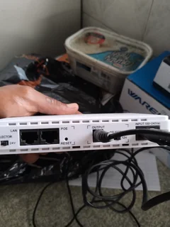 22inch Lcd Montinor &amp; UPS (ultralan)