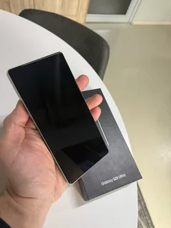 Samsung Galaxy S25 Ultra 256GB Dual Sim – Titanium Black | R17 500