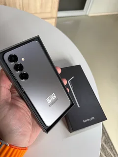 Samsung Galaxy S25 – 256GB | Dual Sim | Silver Shadow