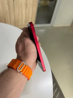 iPhone 13 – 128GB | Red (Limited Edition)