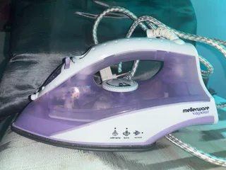 Mellerware Vapour Iron