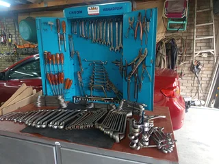 Toolbox and workbench