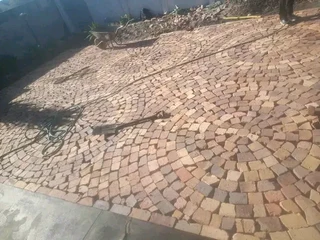 Paving installation