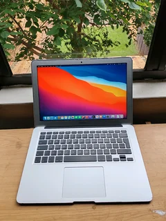 Core I5 Macbook Air Mid 2013  Model 4gb Ram 128ssd R2800
