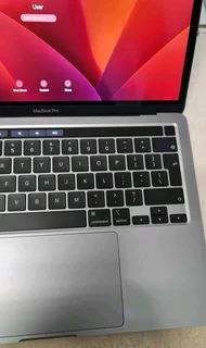 CORE i5 MACBOOK PRO M1 2020  13INCH RETINA DISPLAY TOUCHBAR MACOS SEQUOIA  8GB RAM 256NVME R10900